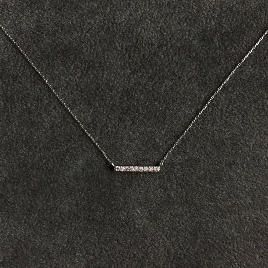 Simple Diamond Necklace in Platinum