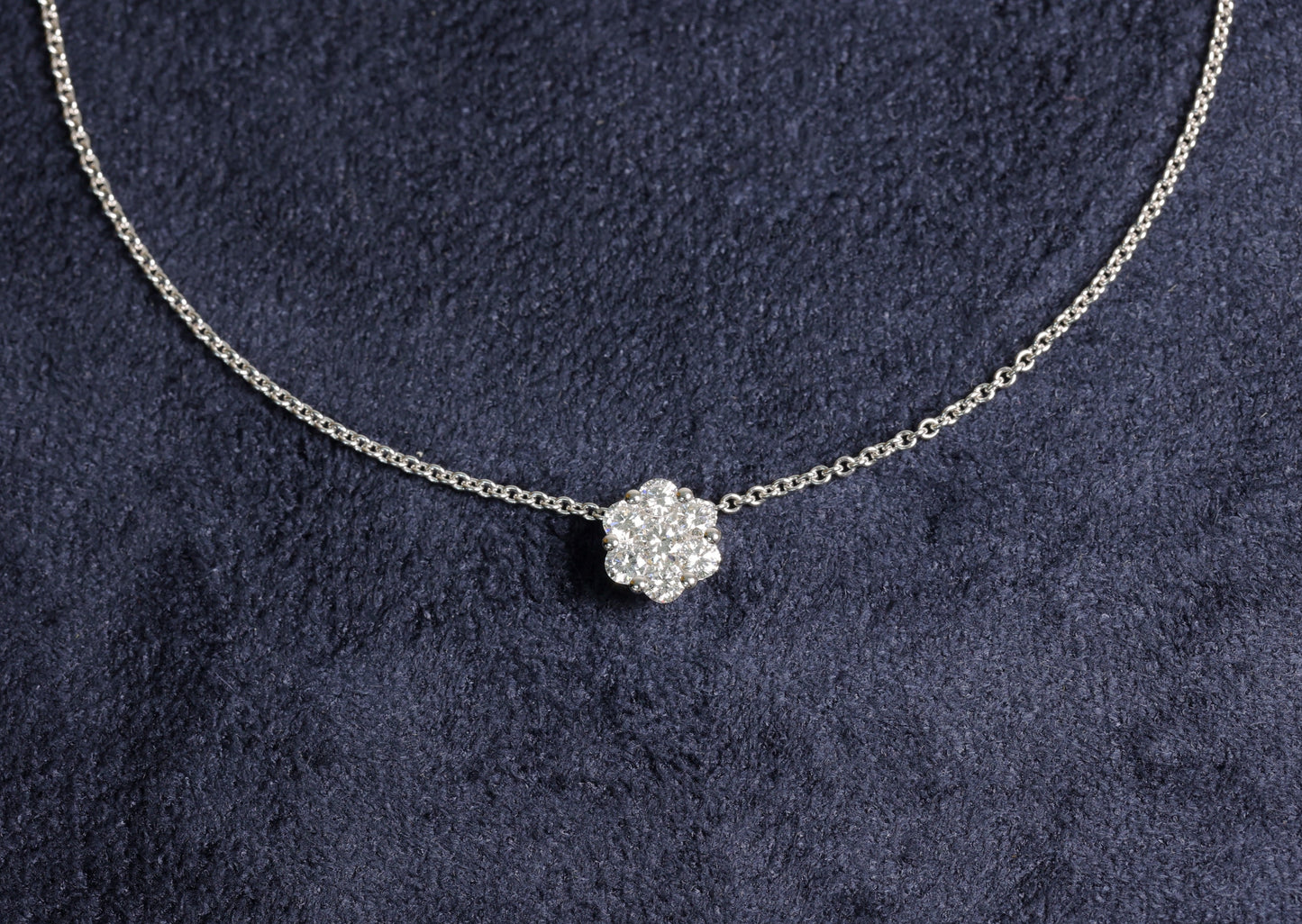 Flower diamond 18K diamond necklace