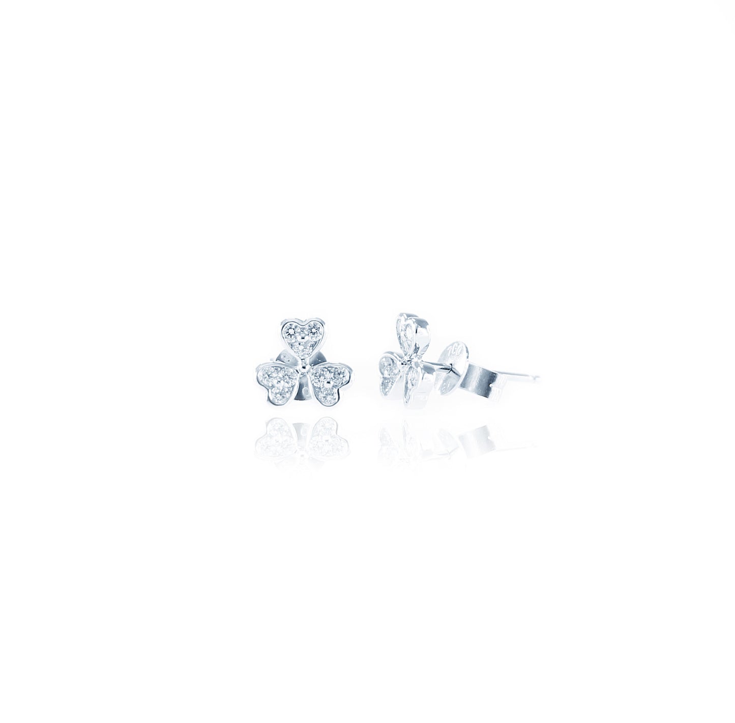 Linked Hearty Diamond Earrings in 18K White Gold