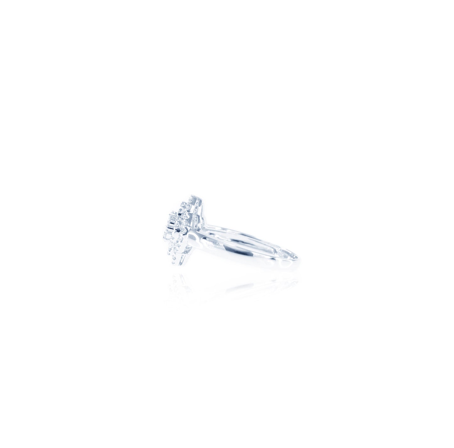 Elegant and Magical Flower Diamond Ring in 18K White Gold